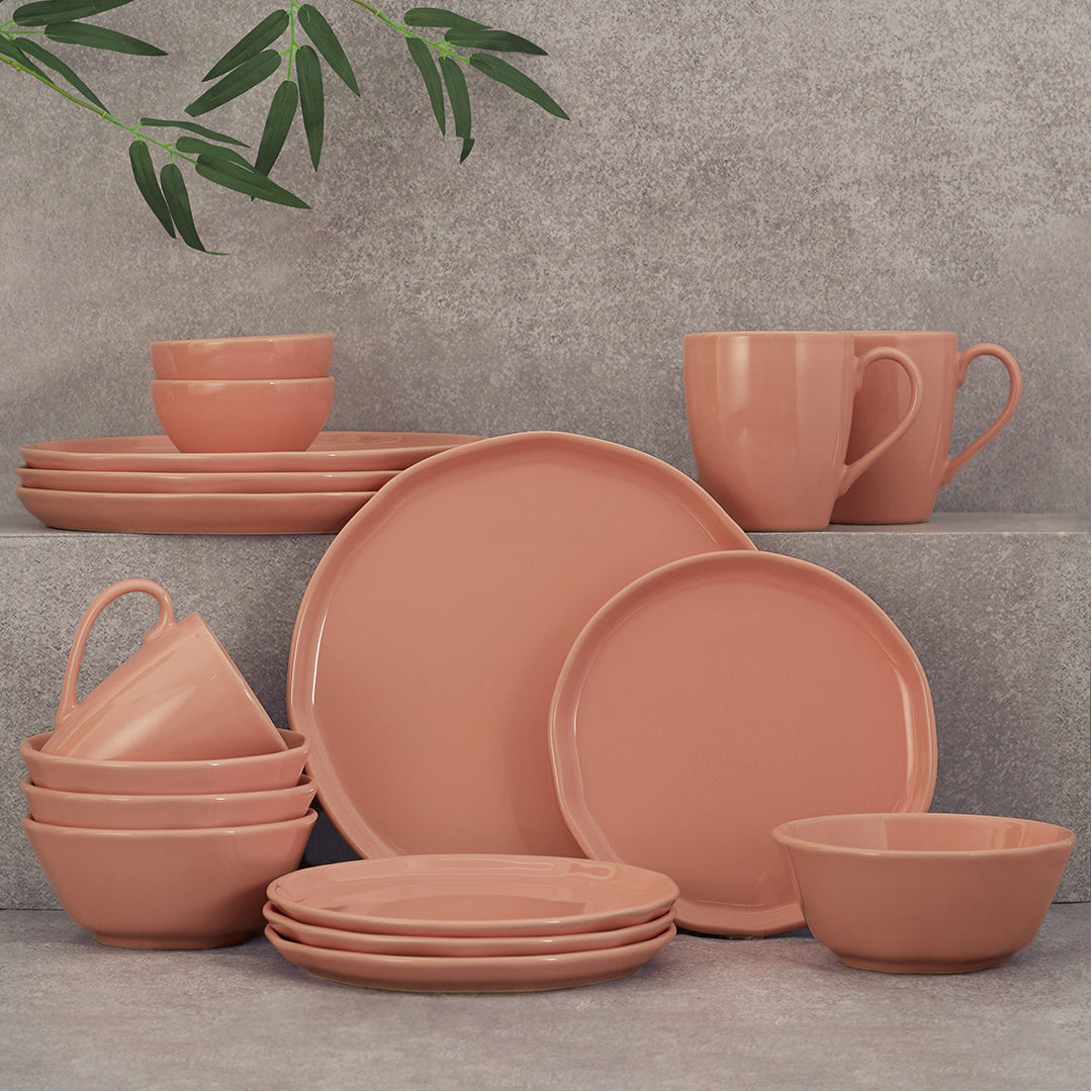 Palette Ceramic 10.5 Inch Dinner Plate 4 Pcs in Pink Colour