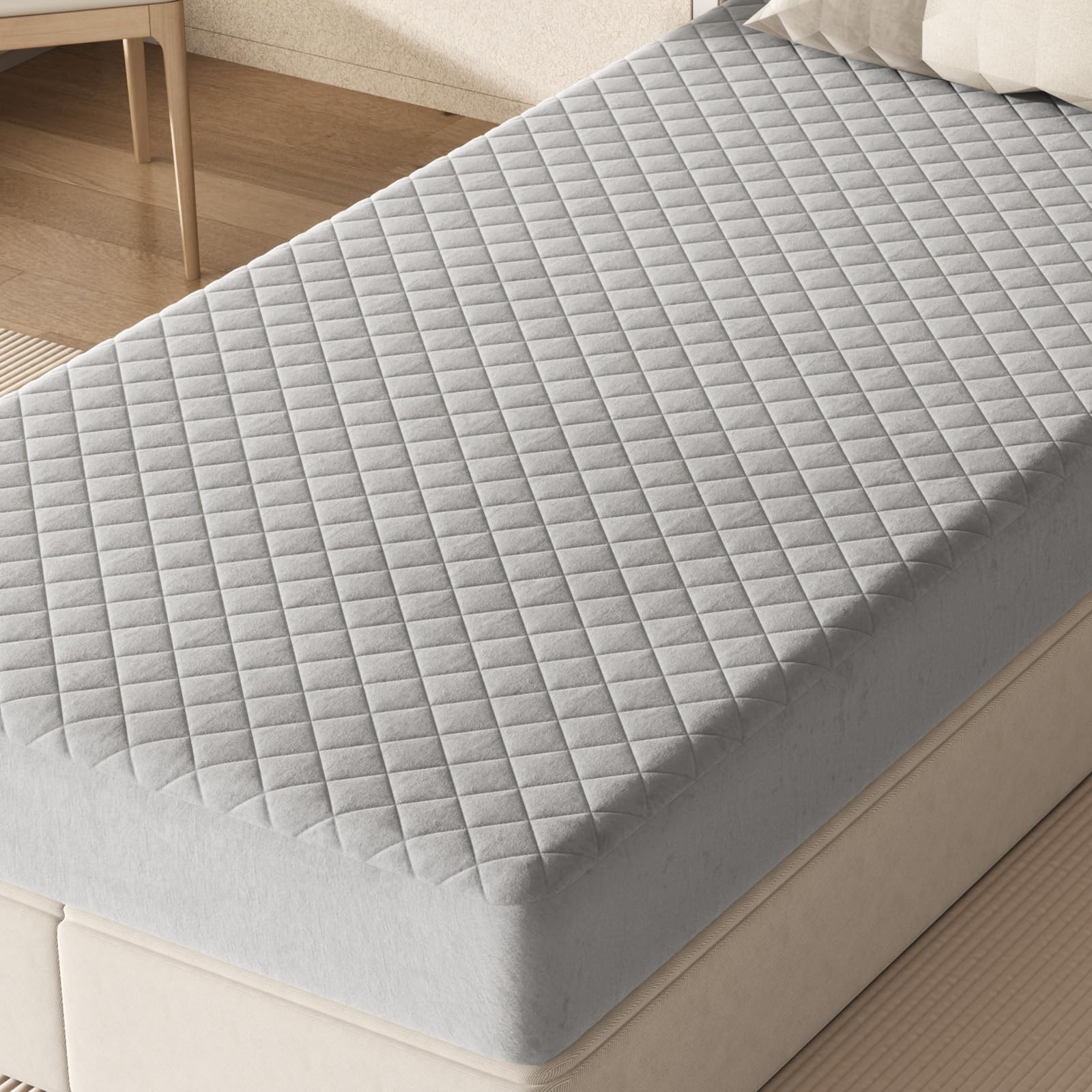 Mattress Topper Cover, Soft Velvet Mattress Protector with Deep Pockets, Elastic Sides & Anti-Slip Bottom