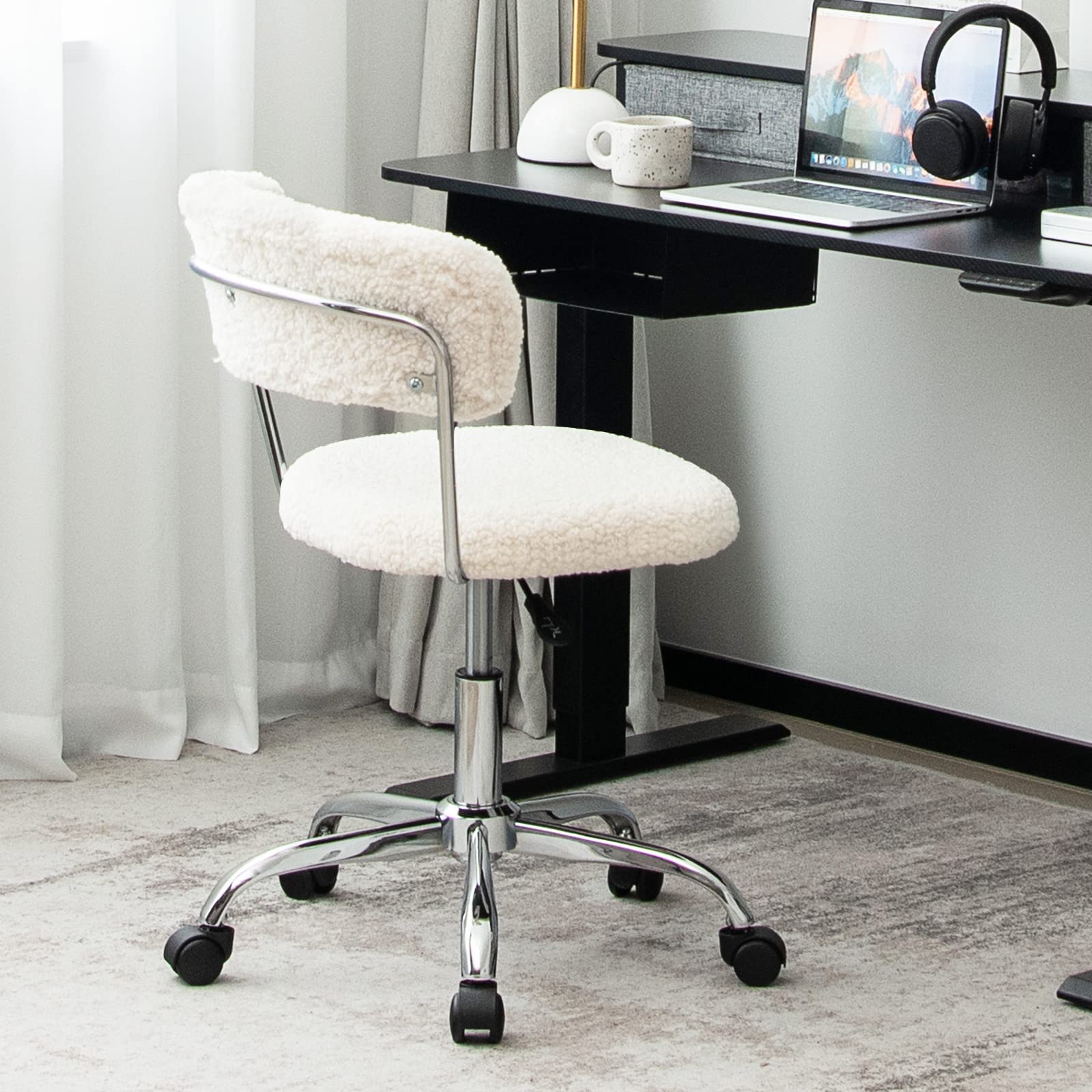 360&deg; Faux Fur Swivel Leisure Chair, Rolling Home Office Chair w/ Wheels & Adjustable Height,