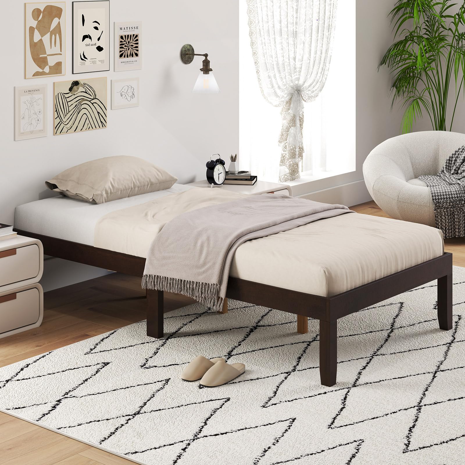Wood Platform Bed Frame, 14 Inches Wooden Mattress Foundation with Solid Rubber Wood Legs